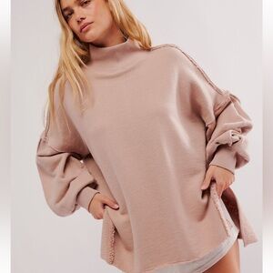 We The Free Wonderful Pullover, S, NWT